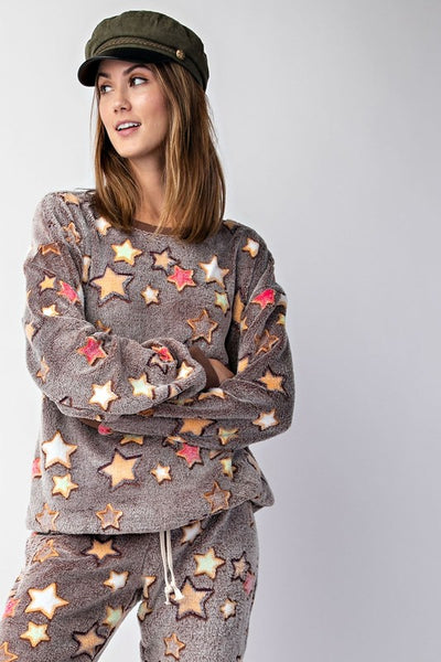 THE SNUGGLE IS REAL STAR PULLOVER